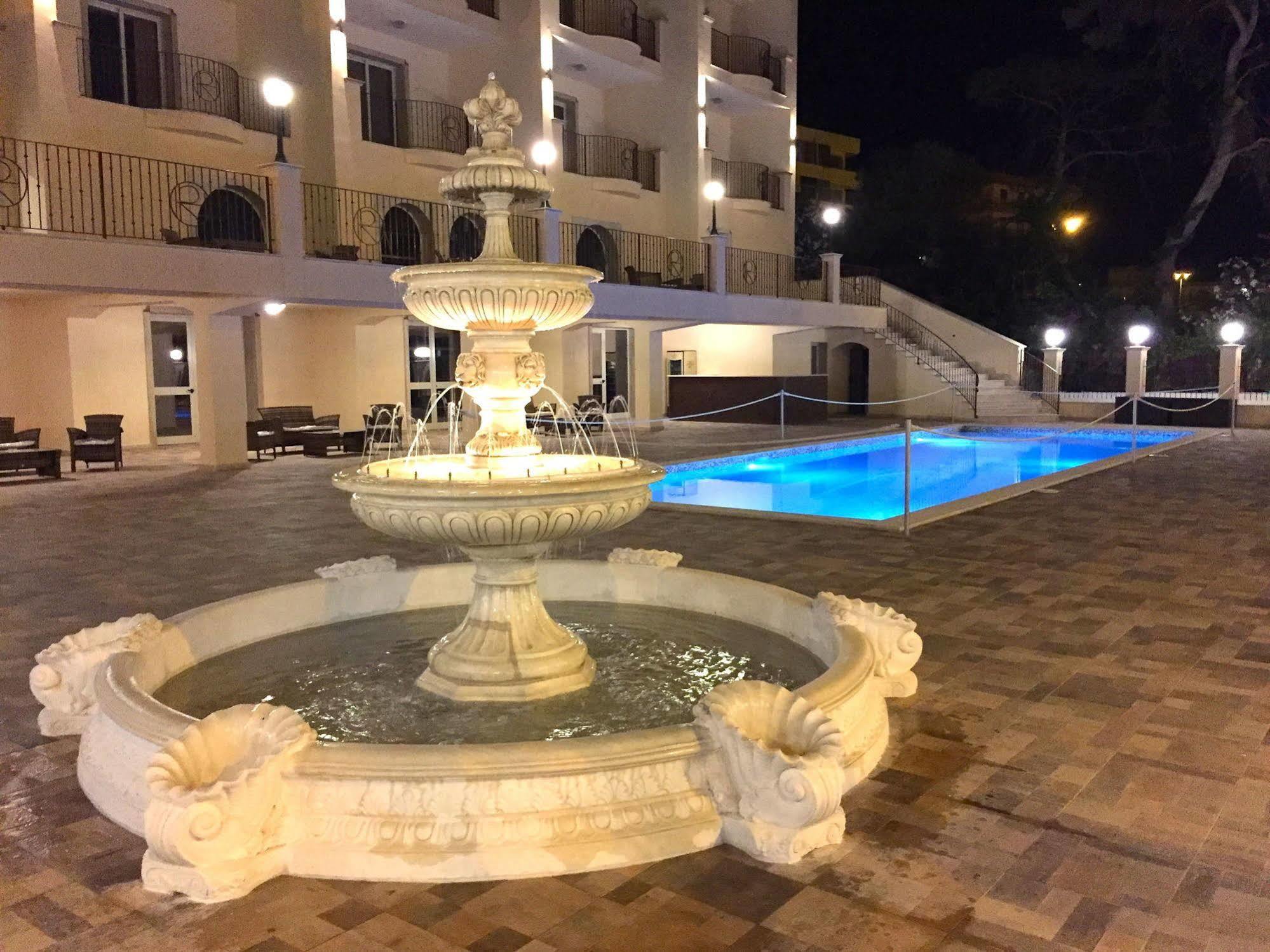 Hotel Riviera Palace Porto Empedocle Exterior foto