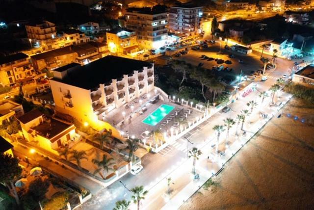 Hotel Riviera Palace Porto Empedocle Exterior foto